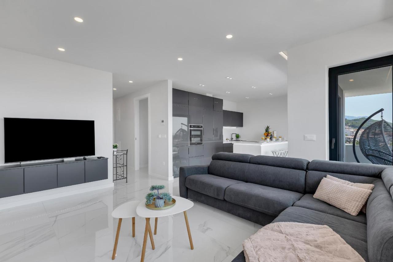 Luxury Seaview Apartment Dzenan ماكارسكا المظهر الخارجي الصورة