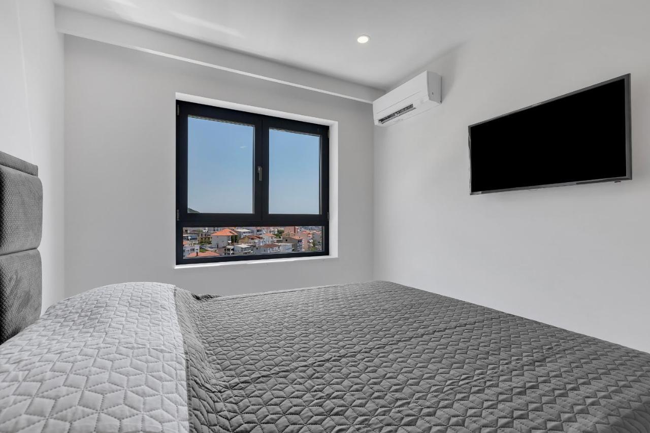 Luxury Seaview Apartment Dzenan ماكارسكا المظهر الخارجي الصورة